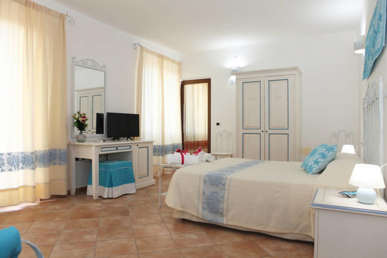 לה מדלנה Guest House Villabianca מראה חיצוני תמונה