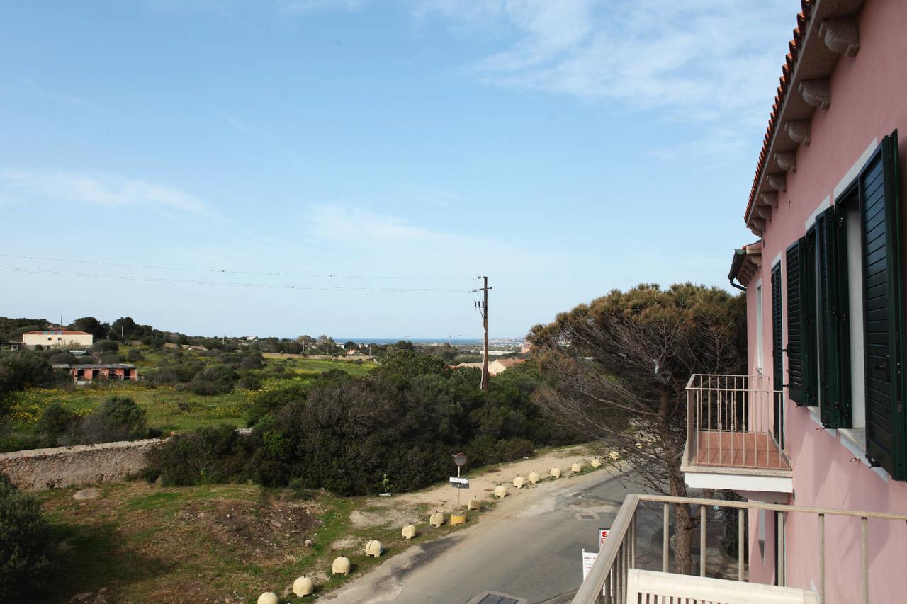 לה מדלנה Guest House Villabianca מראה חיצוני תמונה