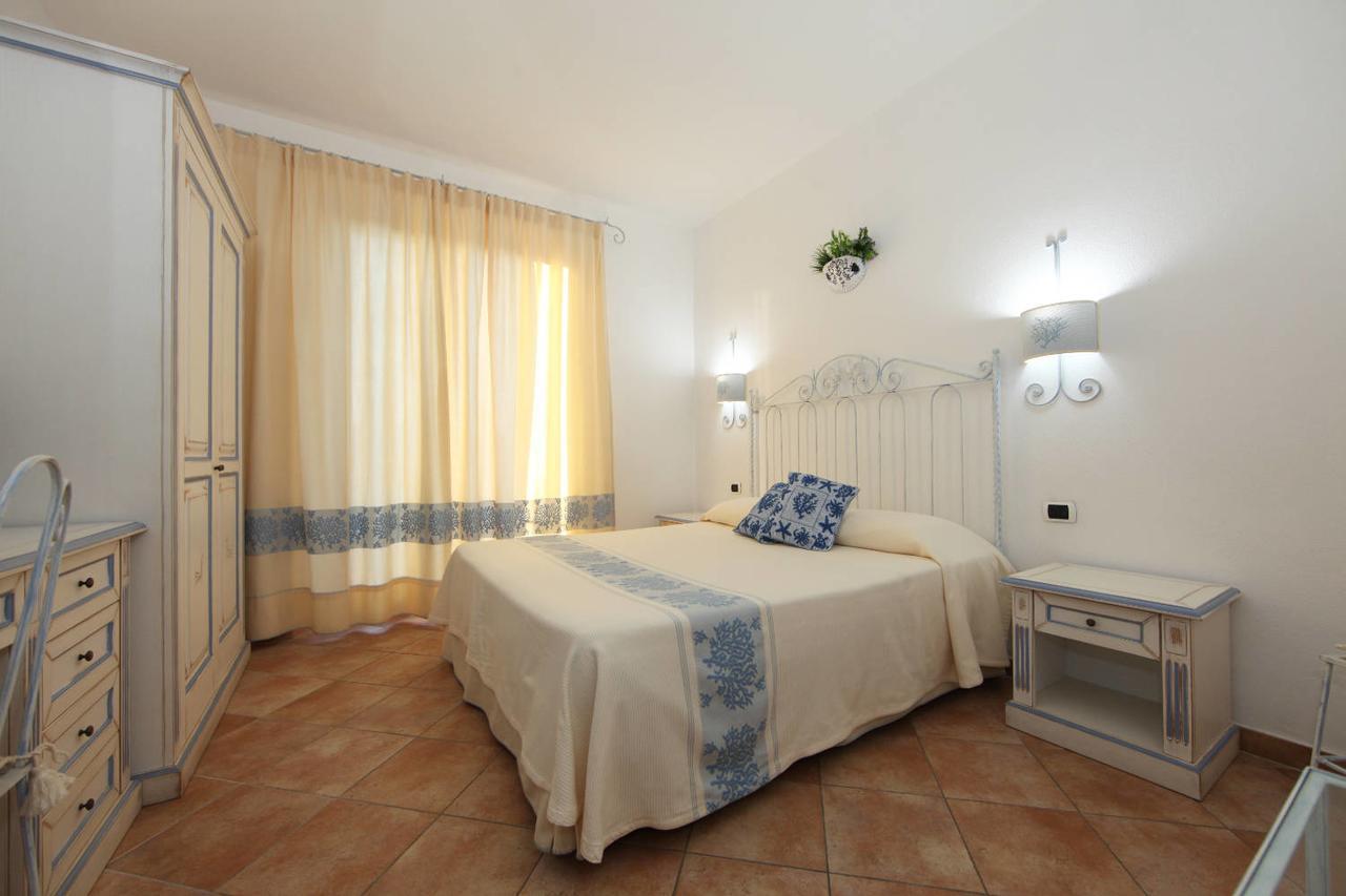 לה מדלנה Guest House Villabianca מראה חיצוני תמונה